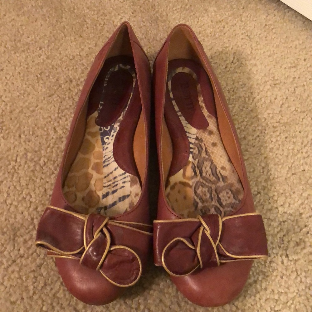 Born Bow Flats